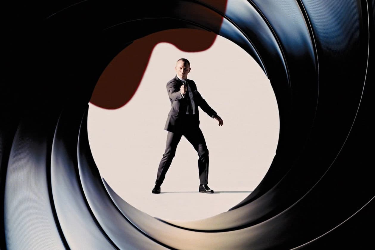 James Bond - Gun Barrel - Daniel Craig